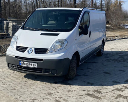 Белый Рено Трафик, объемом двигателя 2.5 л и пробегом 309 тыс. км за 7700 $, фото 18 на Automoto.ua