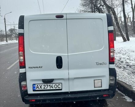 Белый Рено Трафик, объемом двигателя 2 л и пробегом 288 тыс. км за 10000 $, фото 1 на Automoto.ua