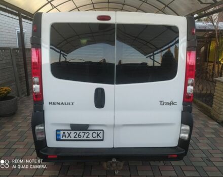 Белый Рено Трафик, объемом двигателя 2 л и пробегом 243 тыс. км за 11000 $, фото 3 на Automoto.ua