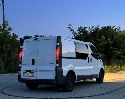 Белый Рено Трафик, объемом двигателя 2 л и пробегом 205 тыс. км за 11200 $, фото 1 на Automoto.ua