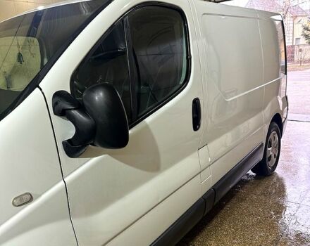 Белый Рено Трафик, объемом двигателя 2 л и пробегом 283 тыс. км за 9500 $, фото 1 на Automoto.ua