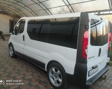 Белый Рено Трафик, объемом двигателя 2 л и пробегом 243 тыс. км за 11000 $, фото 4 на Automoto.ua