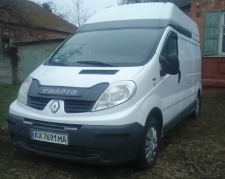 Білий Рено Трафік, об'ємом двигуна 2 л та пробігом 230 тис. км за 10200 $, фото 1 на Automoto.ua