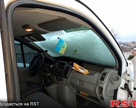 Белый Рено Трафик, объемом двигателя 2 л и пробегом 316 тыс. км за 8900 $, фото 6 на Automoto.ua