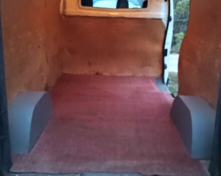 Білий Рено Трафік, об'ємом двигуна 2 л та пробігом 230 тис. км за 10200 $, фото 4 на Automoto.ua