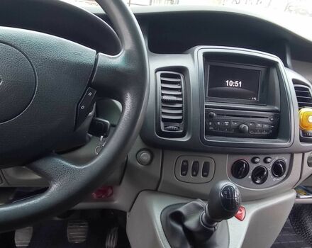 Белый Рено Трафик, объемом двигателя 2 л и пробегом 356 тыс. км за 11230 $, фото 10 на Automoto.ua