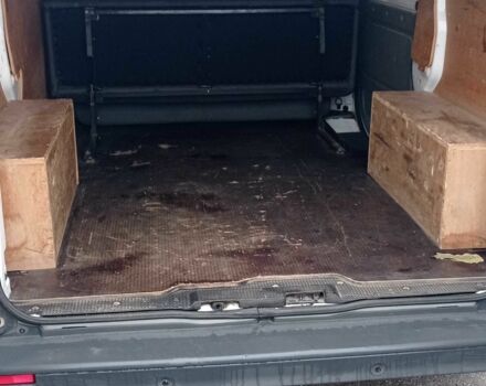 Белый Рено Трафик, объемом двигателя 2 л и пробегом 356 тыс. км за 11230 $, фото 11 на Automoto.ua