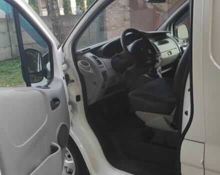 Білий Рено Трафік, об'ємом двигуна 2 л та пробігом 378 тис. км за 10900 $, фото 11 на Automoto.ua