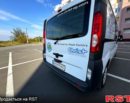 Белый Рено Трафик, объемом двигателя 2 л и пробегом 315 тыс. км за 11500 $, фото 4 на Automoto.ua