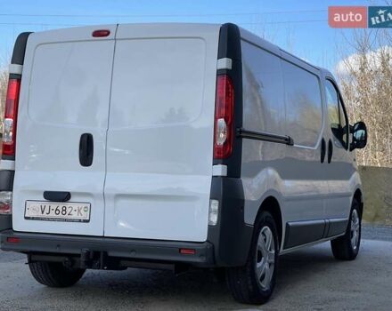 Белый Рено Трафик, объемом двигателя 2 л и пробегом 190 тыс. км за 11900 $, фото 12 на Automoto.ua