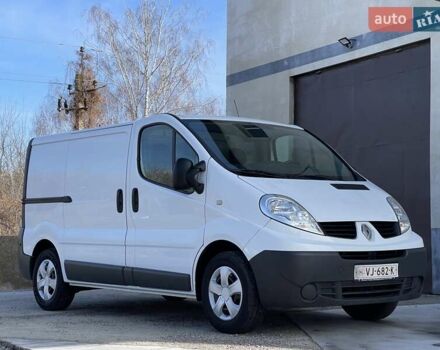 Белый Рено Трафик, объемом двигателя 2 л и пробегом 190 тыс. км за 11900 $, фото 7 на Automoto.ua