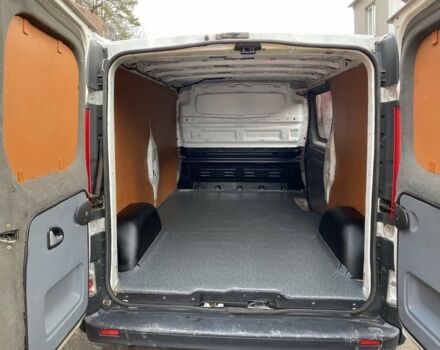 Белый Рено Трафик, объемом двигателя 2 л и пробегом 260 тыс. км за 11300 $, фото 17 на Automoto.ua