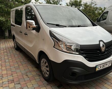 Белый Рено Трафик, объемом двигателя 1.6 л и пробегом 235 тыс. км за 12000 $, фото 6 на Automoto.ua