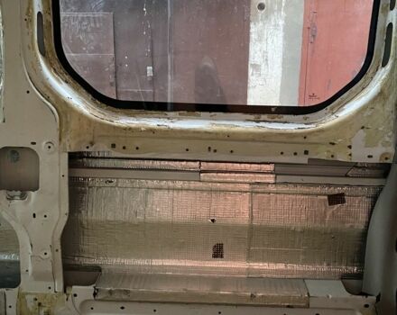 Белый Рено Трафик, объемом двигателя 2 л и пробегом 260 тыс. км за 11300 $, фото 15 на Automoto.ua