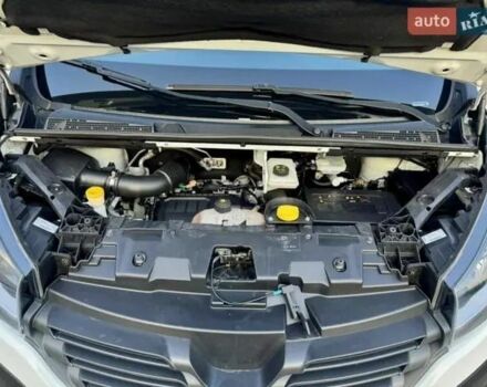 Белый Рено Трафик, объемом двигателя 1.6 л и пробегом 220 тыс. км за 13200 $, фото 9 на Automoto.ua