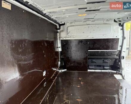 Белый Рено Трафик, объемом двигателя 1.6 л и пробегом 152 тыс. км за 14000 $, фото 4 на Automoto.ua