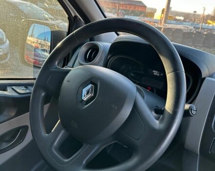 Белый Рено Трафик, объемом двигателя 1.6 л и пробегом 300 тыс. км за 8850 $, фото 5 на Automoto.ua