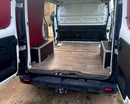 Белый Рено Трафик, объемом двигателя 1.6 л и пробегом 247 тыс. км за 19000 $, фото 1 на Automoto.ua