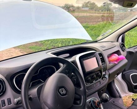 Белый Рено Трафик, объемом двигателя 1.6 л и пробегом 247 тыс. км за 19000 $, фото 9 на Automoto.ua