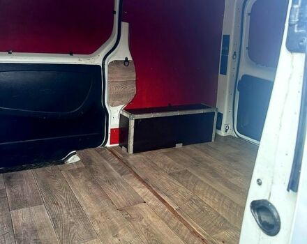 Белый Рено Трафик, объемом двигателя 1.6 л и пробегом 247 тыс. км за 19000 $, фото 2 на Automoto.ua