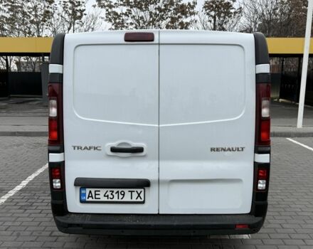 Белый Рено Трафик, объемом двигателя 1.6 л и пробегом 218 тыс. км за 10900 $, фото 4 на Automoto.ua