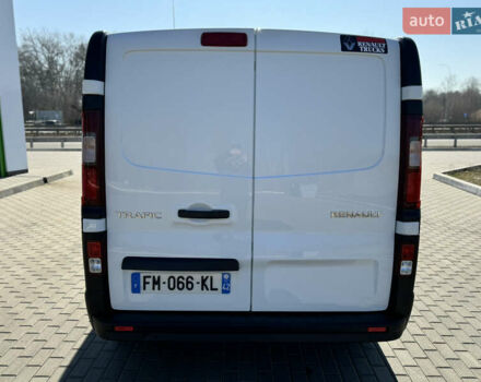 Белый Рено Трафик, объемом двигателя 2 л и пробегом 114 тыс. км за 17000 $, фото 7 на Automoto.ua
