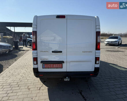 Белый Рено Трафик, объемом двигателя 2 л и пробегом 89 тыс. км за 17550 $, фото 4 на Automoto.ua