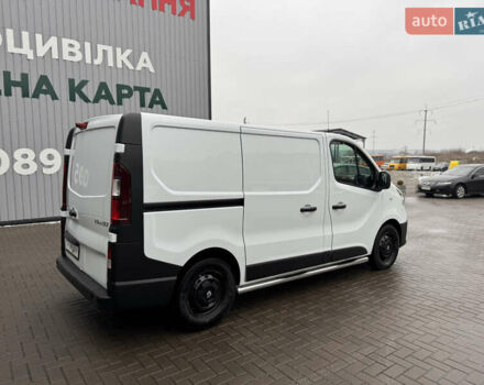 Белый Рено Трафик, объемом двигателя 2 л и пробегом 199 тыс. км за 17950 $, фото 59 на Automoto.ua