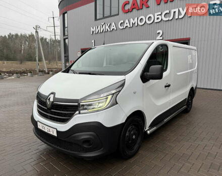 Белый Рено Трафик, объемом двигателя 2 л и пробегом 199 тыс. км за 17950 $, фото 66 на Automoto.ua