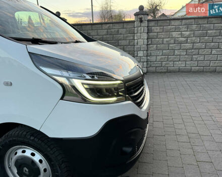 Белый Рено Трафик, объемом двигателя 2 л и пробегом 210 тыс. км за 15900 $, фото 49 на Automoto.ua