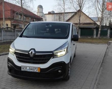 Белый Рено Трафик, объемом двигателя 2 л и пробегом 216 тыс. км за 16400 $, фото 1 на Automoto.ua