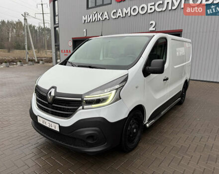 Белый Рено Трафик, объемом двигателя 2 л и пробегом 199 тыс. км за 17950 $, фото 13 на Automoto.ua