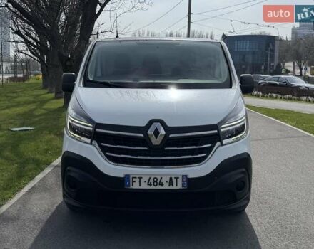Белый Рено Трафик, объемом двигателя 2 л и пробегом 210 тыс. км за 16600 $, фото 7 на Automoto.ua