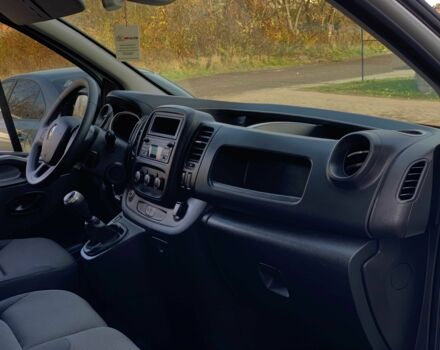 Белый Рено Трафик, объемом двигателя 2 л и пробегом 209 тыс. км за 16955 $, фото 15 на Automoto.ua