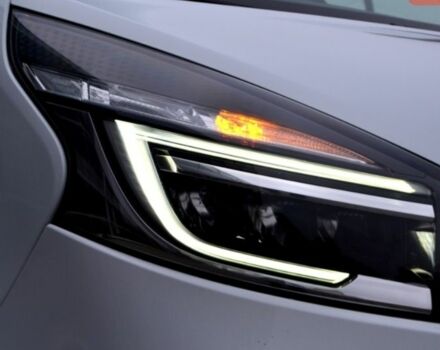 Белый Рено Трафик, объемом двигателя 2 л и пробегом 98 тыс. км за 19200 $, фото 5 на Automoto.ua