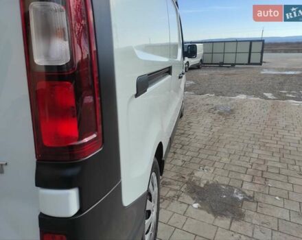 Белый Рено Трафик, объемом двигателя 2 л и пробегом 160 тыс. км за 18700 $, фото 13 на Automoto.ua