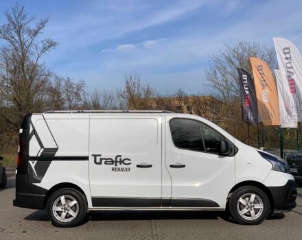 Белый Рено Трафик, объемом двигателя 2 л и пробегом 209 тыс. км за 16955 $, фото 7 на Automoto.ua