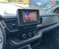 Белый Рено Трафик, объемом двигателя 2 л и пробегом 163 тыс. км за 23499 $, фото 37 на Automoto.ua