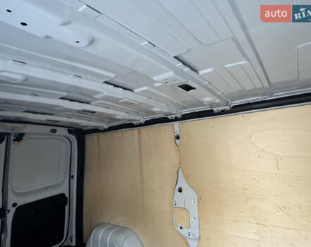 Белый Рено Трафик, объемом двигателя 2 л и пробегом 25 тыс. км за 32800 $, фото 44 на Automoto.ua