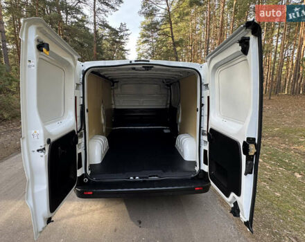 Белый Рено Трафик, объемом двигателя 2 л и пробегом 25 тыс. км за 32800 $, фото 46 на Automoto.ua