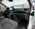 Белый Рено Трафик, объемом двигателя 2 л и пробегом 25 тыс. км за 27900 $, фото 1 на Automoto.ua
