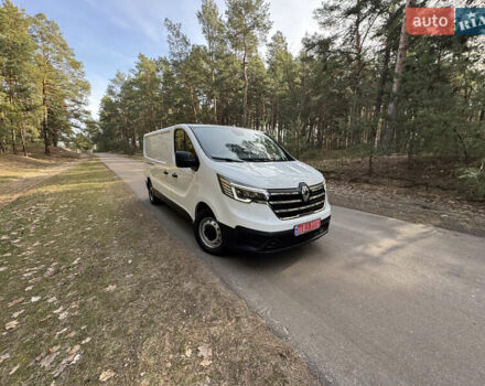 Белый Рено Трафик, объемом двигателя 2 л и пробегом 25 тыс. км за 32800 $, фото 51 на Automoto.ua