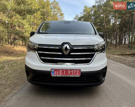 Белый Рено Трафик, объемом двигателя 2 л и пробегом 25 тыс. км за 32800 $, фото 4 на Automoto.ua