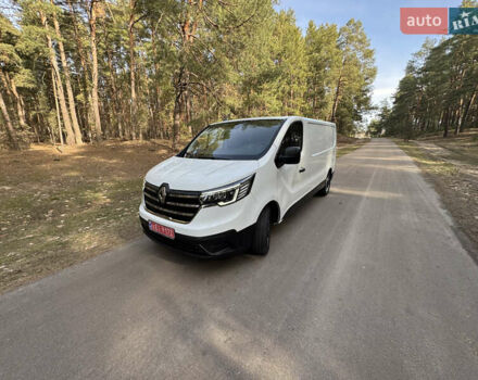 Белый Рено Трафик, объемом двигателя 2 л и пробегом 25 тыс. км за 32800 $, фото 55 на Automoto.ua