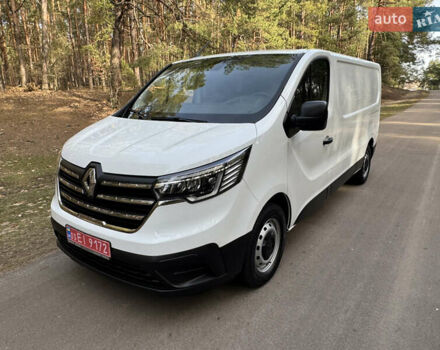 Белый Рено Трафик, объемом двигателя 2 л и пробегом 25 тыс. км за 32800 $, фото 5 на Automoto.ua