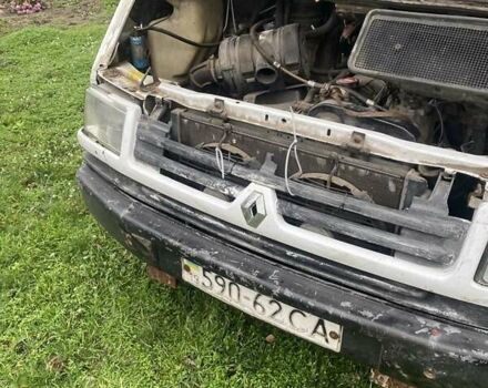 Білий Рено Трафік, об'ємом двигуна 2.4 л та пробігом 200 тис. км за 1654 $, фото 5 на Automoto.ua