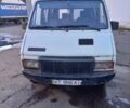 Белый Рено Трафик, объемом двигателя 2 л и пробегом 250 тыс. км за 700 $, фото 1 на Automoto.ua