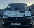Белый Рено Трафик, объемом двигателя 2.1 л и пробегом 236 тыс. км за 490 $, фото 1 на Automoto.ua