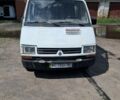 Белый Рено Трафик, объемом двигателя 2 л и пробегом 200 тыс. км за 500 $, фото 1 на Automoto.ua