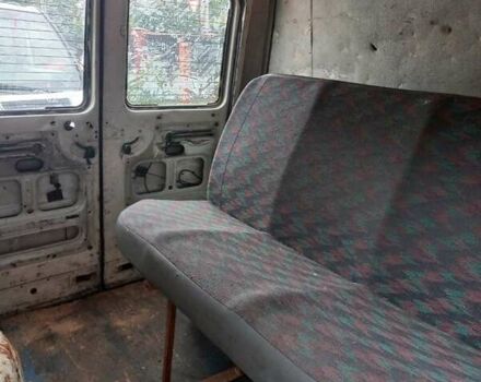 Белый Рено Трафик, объемом двигателя 2.1 л и пробегом 365 тыс. км за 1700 $, фото 3 на Automoto.ua